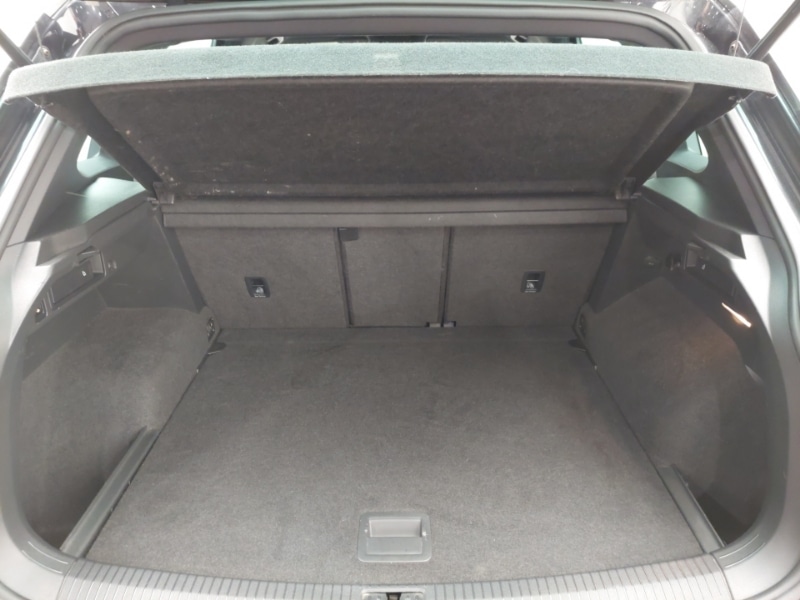 Used Volkswagen Tiguan 2017 for sale - 77073458: Photo 8