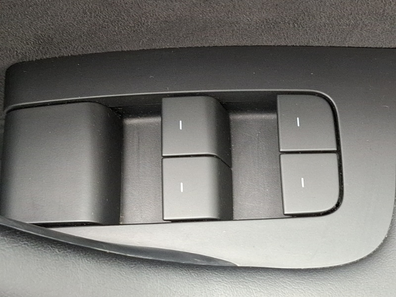 Used Tesla Model 3 2021 for sale - 77076200: Photo 18