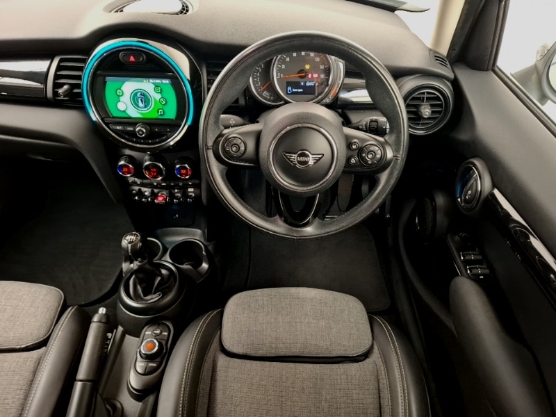 Used MINI Hatch 2018 for sale - 76987191: Photo 7