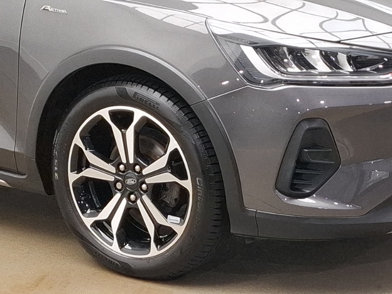 Used Ford Focus 2022 for sale - 77047233: Photo 9