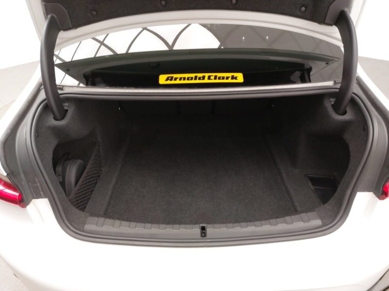 Used BMW 3 Series 2024 for sale - 77992652: Photo 8