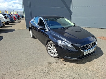 Used Volvo V40 2015 for sale - 79393696: Photo