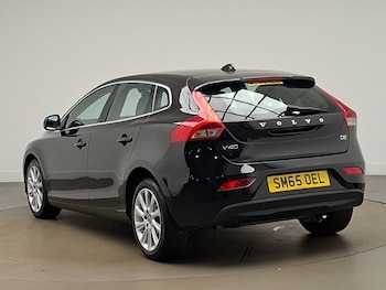 Used Volvo V40 2015 for sale - 79393696: Photo
