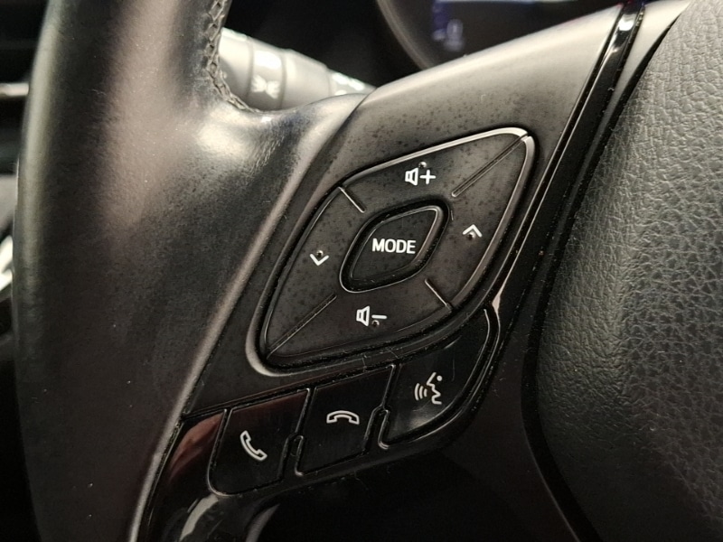 Used Toyota C-HR 2017 for sale - 77115092: Photo 18