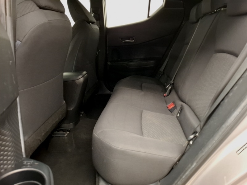 Used Toyota C-HR 2017 for sale - 77115092: Photo 6