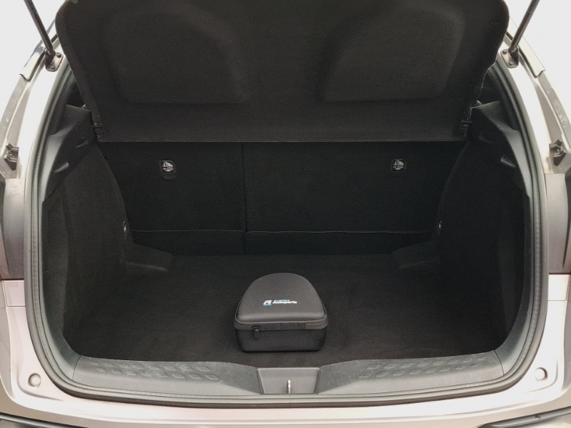 Used Toyota C-HR 2017 for sale - 77115092: Photo 8