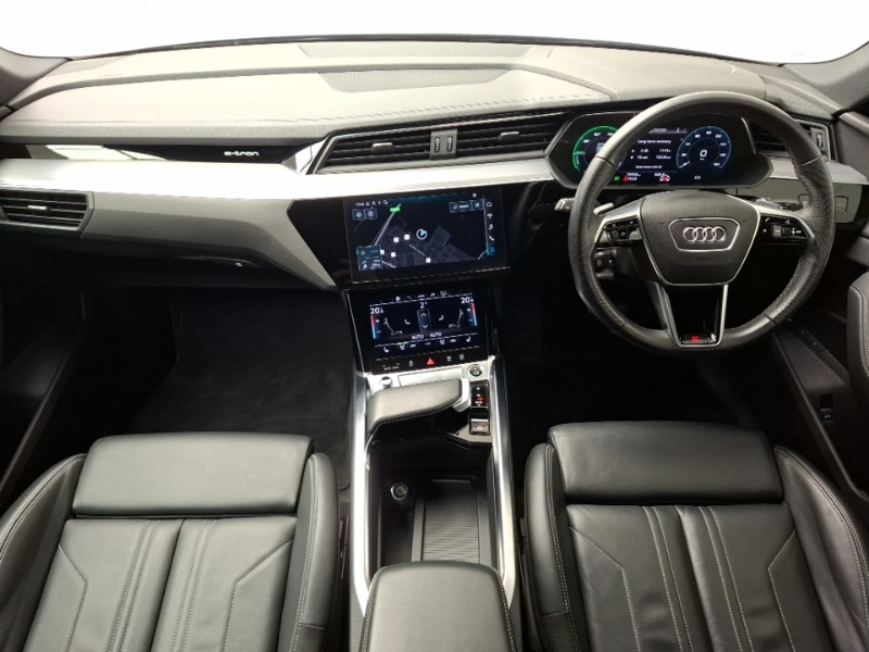 Used Audi e-tron 2022 for sale - 76864443: Photo 2
