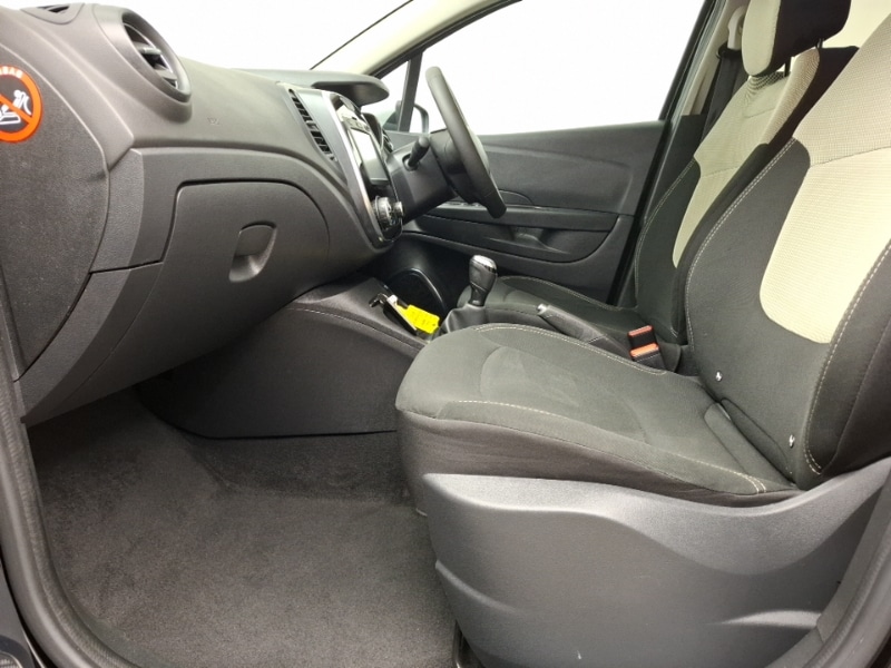 Used Renault Captur 2018 for sale - 76348228: Photo 5
