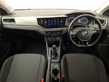 Used Volkswagen Polo 2018 for sale - 79594736: Photo