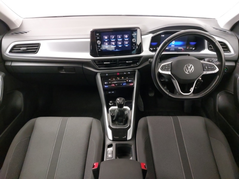 Used Volkswagen T-Roc 2023 for sale - 77495473: Photo 2