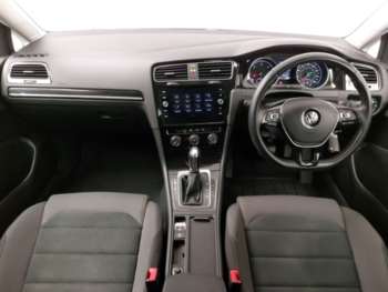 Used Volkswagen Golf 2019 for sale - 75448152: Photo