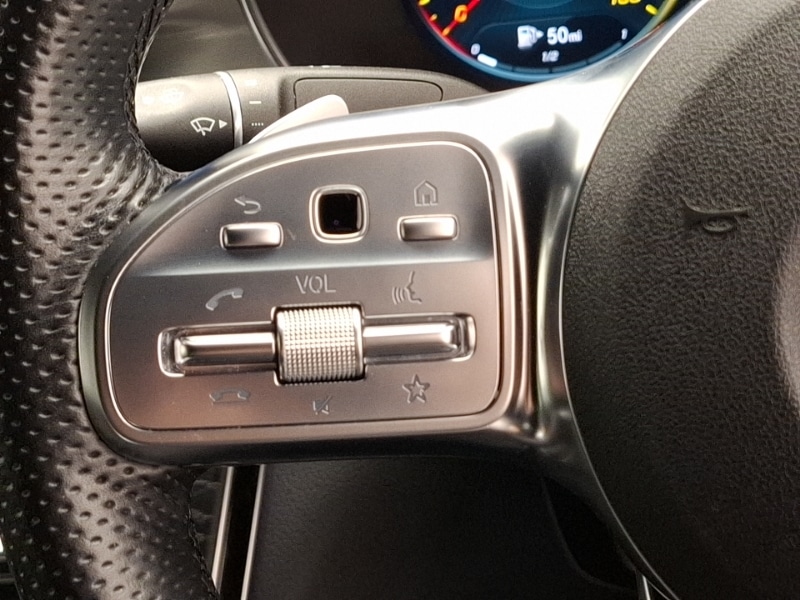 Used Mercedes-Benz GLC 2021 for sale - 76134968: Photo 17