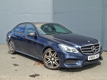 Used Mercedes-Benz E Class 2015 for sale - 79573501: Photo