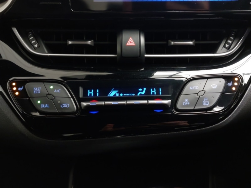 Used Toyota C-HR 2017 for sale - 77141820: Photo 16