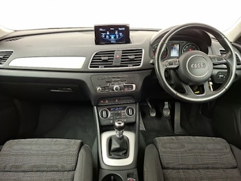 Used Audi Q3 2017 for sale - 78312525: Photo