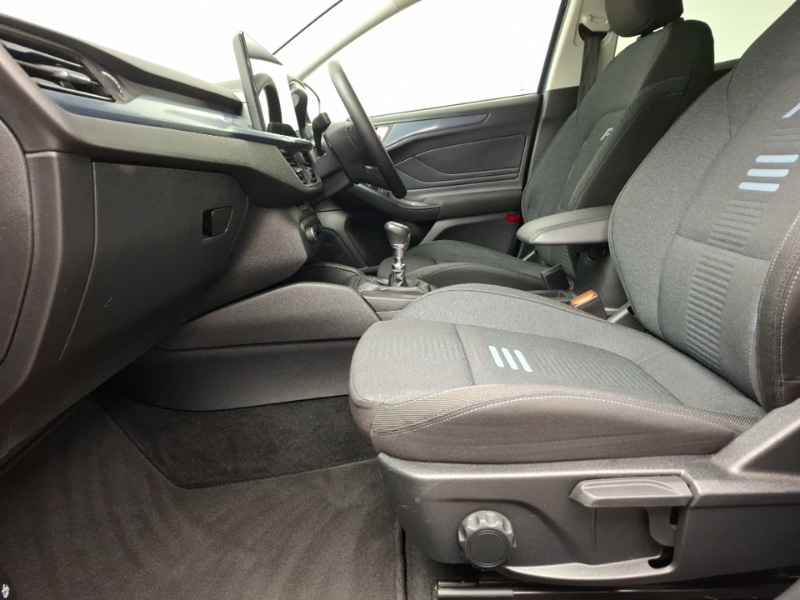 Used Ford Focus 2022 for sale - 76150881: Photo 5