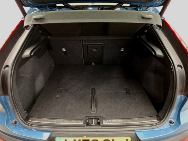 Used Volvo C40 2022 for sale - 76172133: Photo 8