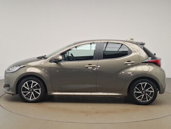 Used Toyota Yaris 2022 for sale - 78274749: Photo