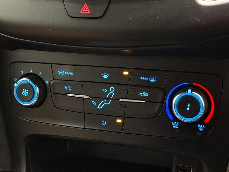 Used Ford Focus 2017 for sale - 76639091: Photo 16