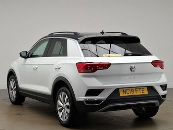 Used Volkswagen T-Roc 2019 for sale - 78441274: Photo
