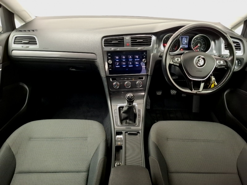 Used Volkswagen Golf 2019 for sale - 76897706: Photo 2