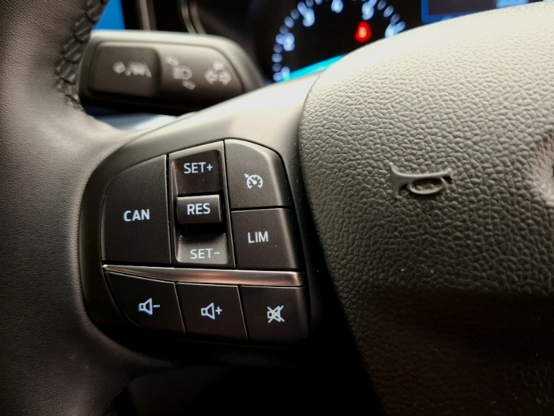 Used Ford Focus 2023 for sale - 76195829: Photo 17