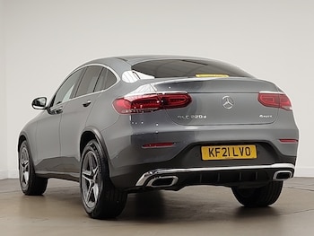 Used Mercedes-Benz GLC 2021 for sale - 76515260: Photo