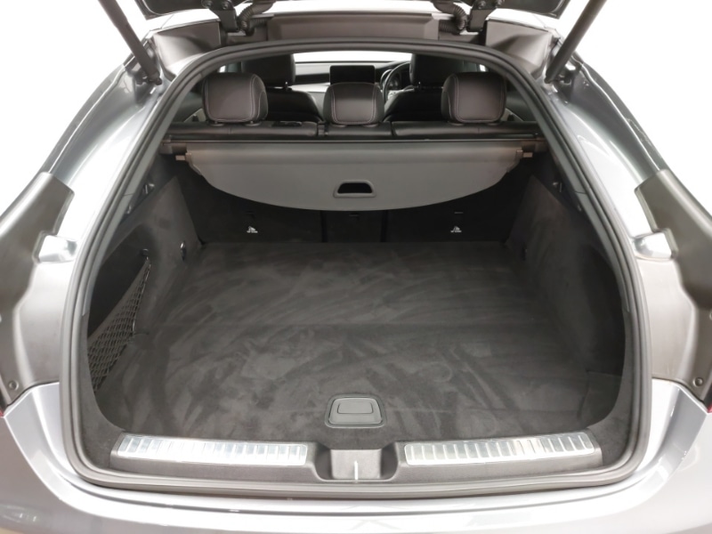 Used Mercedes-Benz GLC 2021 for sale - 76515260: Photo 8