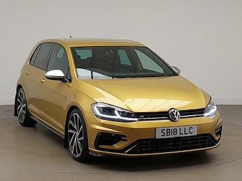 Used Volkswagen Golf 2018 for sale - 78033289: Photo