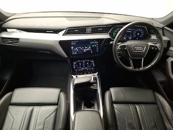 Used Audi e-tron 2022 for sale - 77352936: Photo