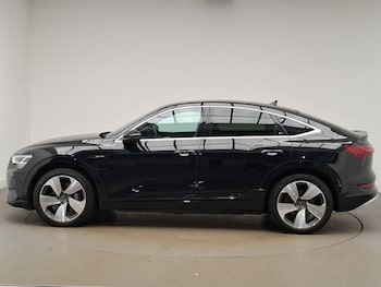 Used Audi e-tron 2022 for sale - 77352936: Photo