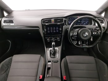 Used Volkswagen Golf 2018 for sale - 78693171: Photo