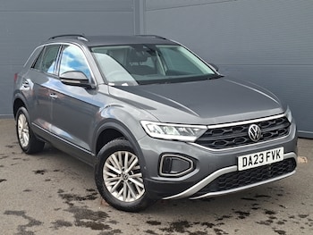 Used Volkswagen T-Roc 2023 for sale - 78606554: Photo