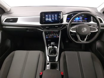 Used Volkswagen T-Roc 2023 for sale - 78606554: Photo
