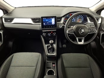 Used Renault Captur 2022 for sale - 79368105: Photo