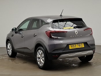 Used Renault Captur 2022 for sale - 79368105: Photo
