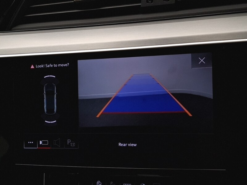 Used Audi e-tron 2022 for sale - 77418724: Photo 11