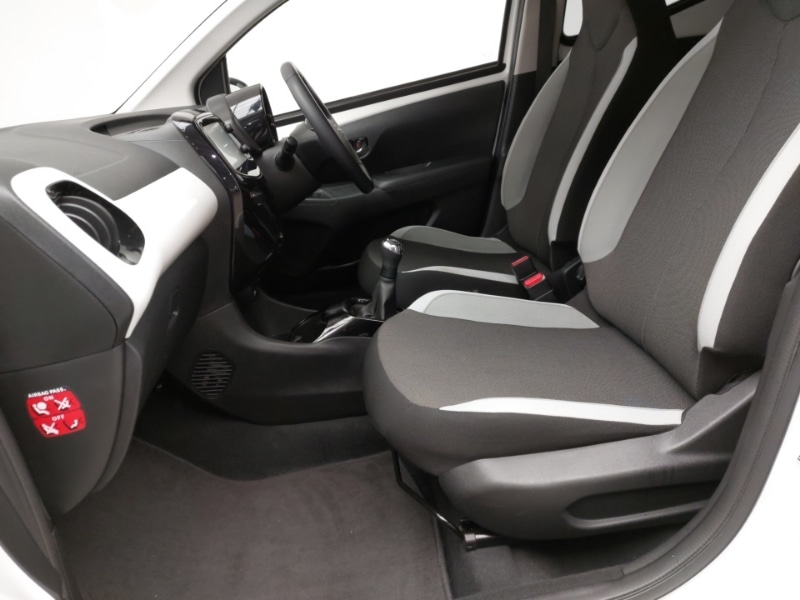 Used Toyota AYGO 2017 for sale - 77214254: Photo 5