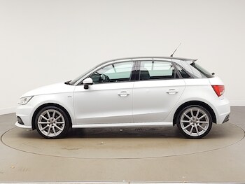 Used Audi A1 2018 for sale - 77837886: Photo