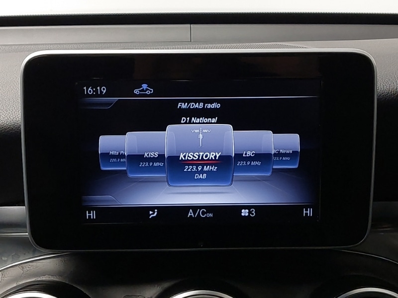 Used Mercedes-Benz GLC 2018 for sale - 77265770: Photo 10