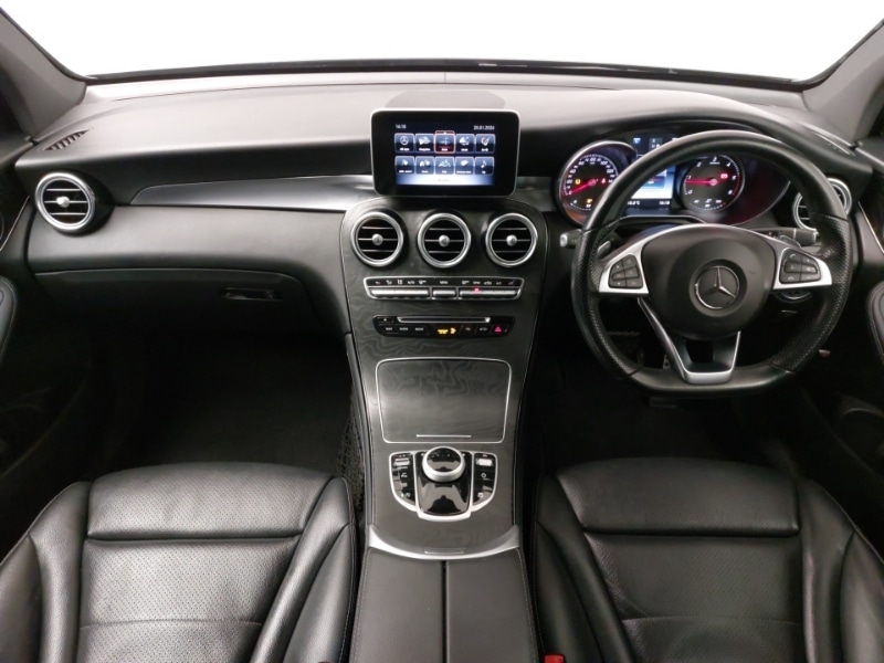 Used Mercedes-Benz GLC 2018 for sale - 77265770: Photo 2