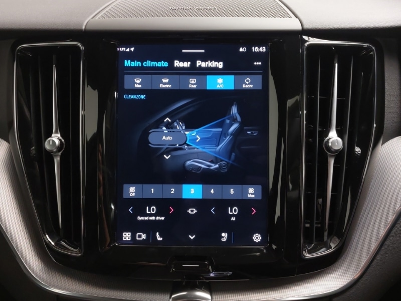 Used Volvo XC60 2022 for sale - 76628977: Photo 17