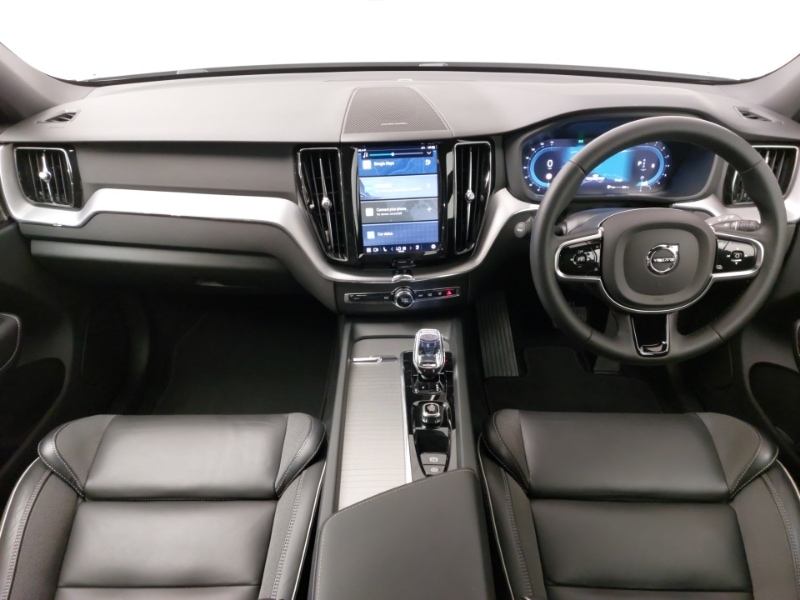 Used Volvo XC60 2022 for sale - 76628977: Photo 2