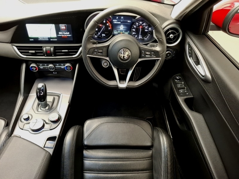 Used Alfa Romeo Giulia 2017 for sale - 76571449: Photo 7