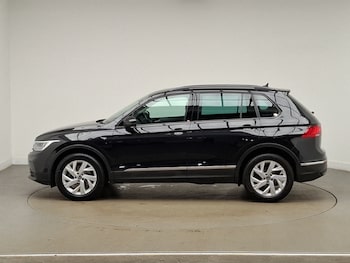 Used Volkswagen Tiguan 2023 for sale - 78906033: Photo
