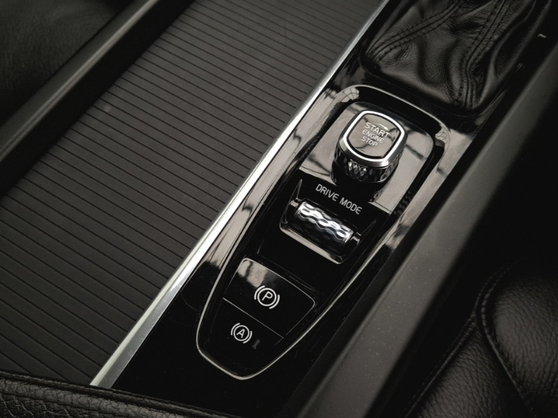 Used Volvo XC60 2018 for sale - 77311777: Photo 18