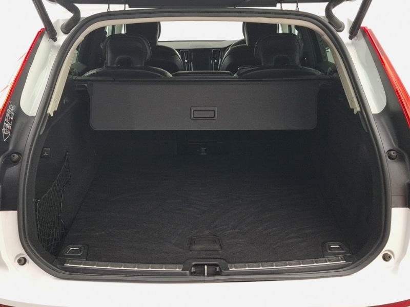 Used Volvo XC60 2018 for sale - 77311777: Photo 8