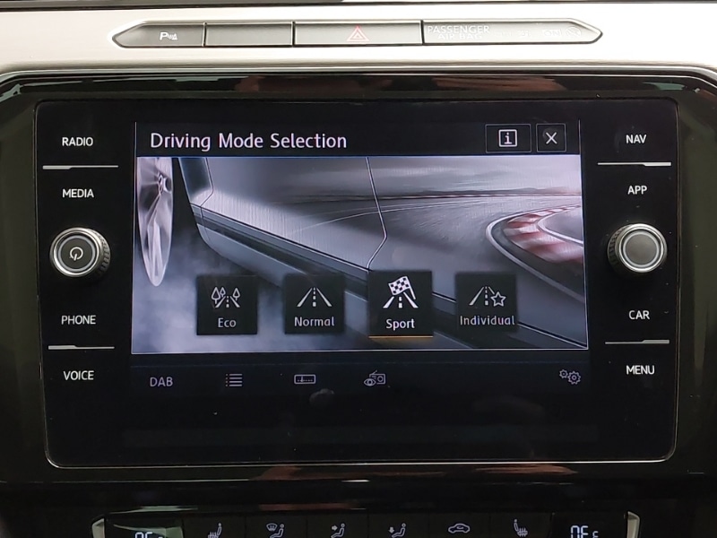 Used Volkswagen Passat 2018 for sale - 76947620: Photo 18