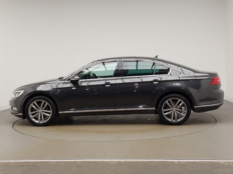 Used Volkswagen Passat 2018 for sale - 76947620: Photo 4