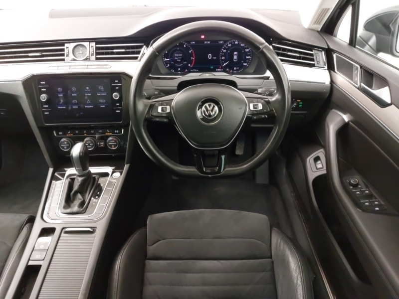 Used Volkswagen Passat 2018 for sale - 76947620: Photo 7